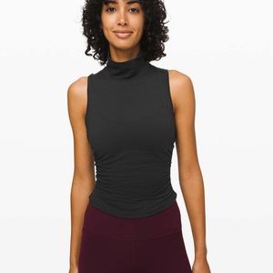Lululemon Horizon Tank